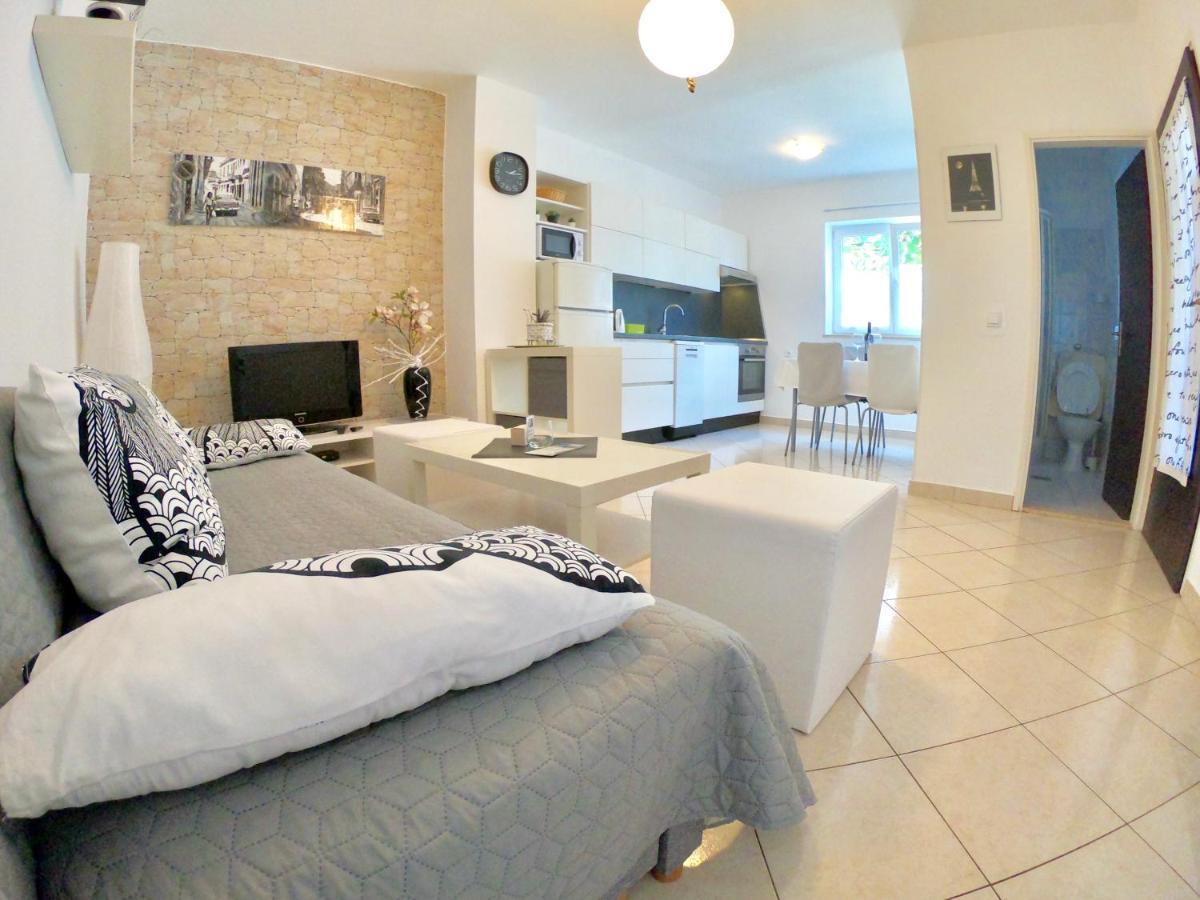 Corinne Garden Residence Novigrad Istria Eksteriør bilde